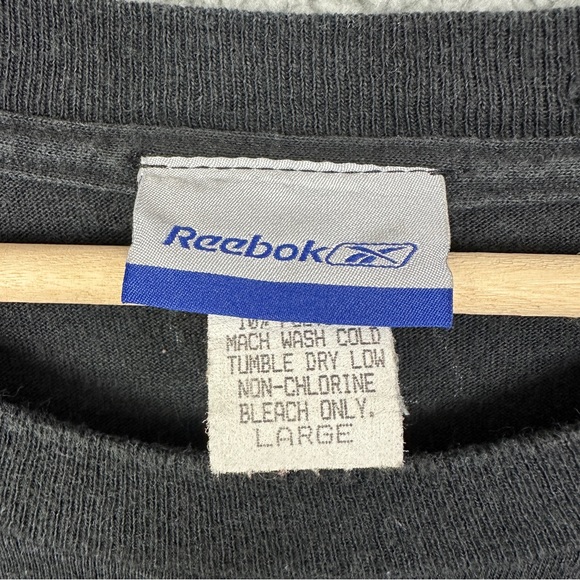 Pittsburgh Graphic T-Shirt 3 Piece Bundle Size Medium and Large - Picture 11 of 15